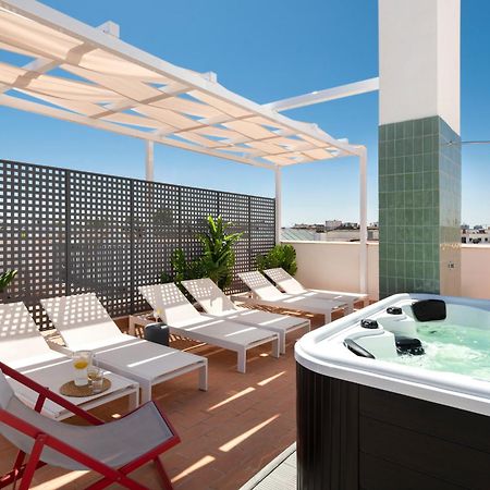 Magno Apartments San Gil - Shared Jacuzzi Sevilla Kültér fotó