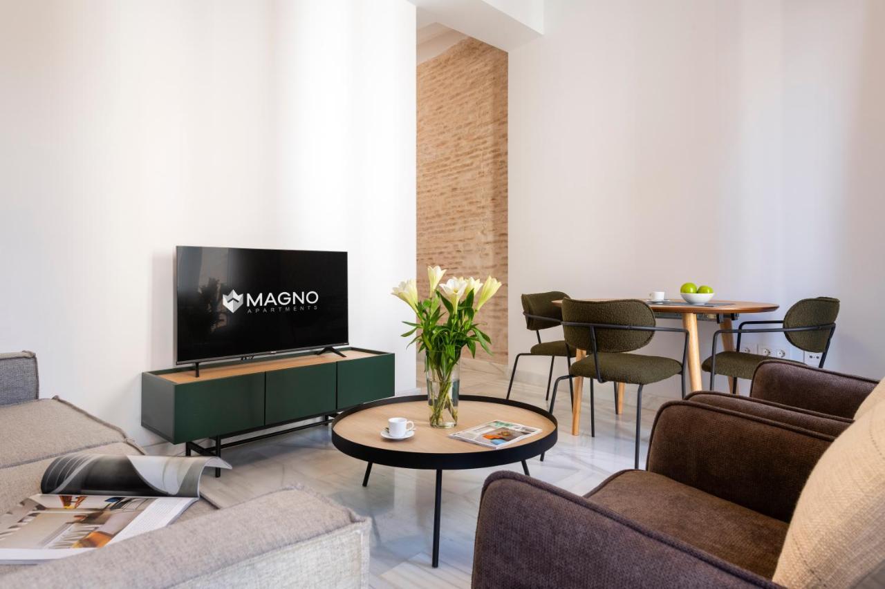Magno Apartments San Gil - Shared Jacuzzi Sevilla Kültér fotó