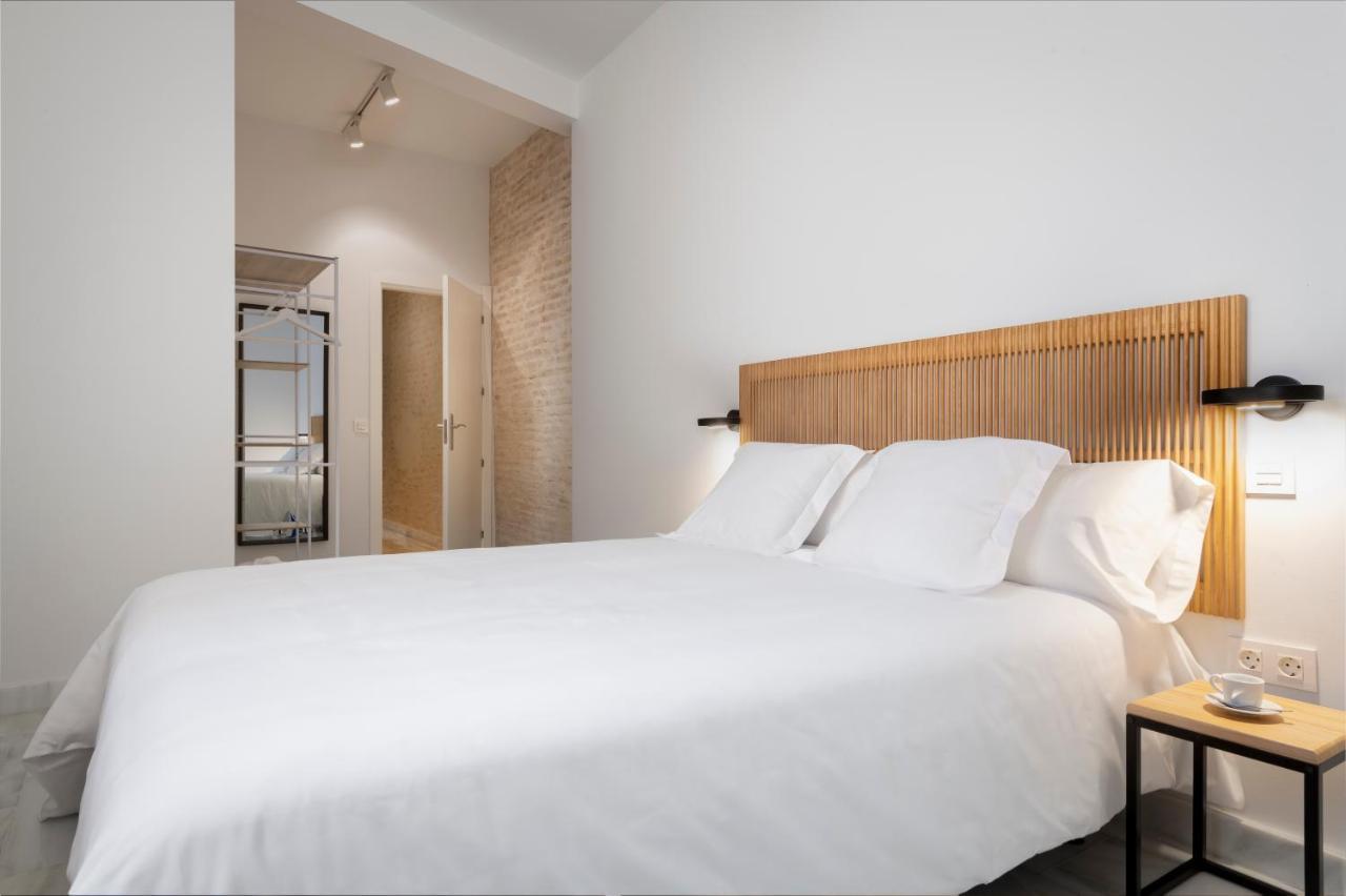 Magno Apartments San Gil - Shared Jacuzzi Sevilla Kültér fotó