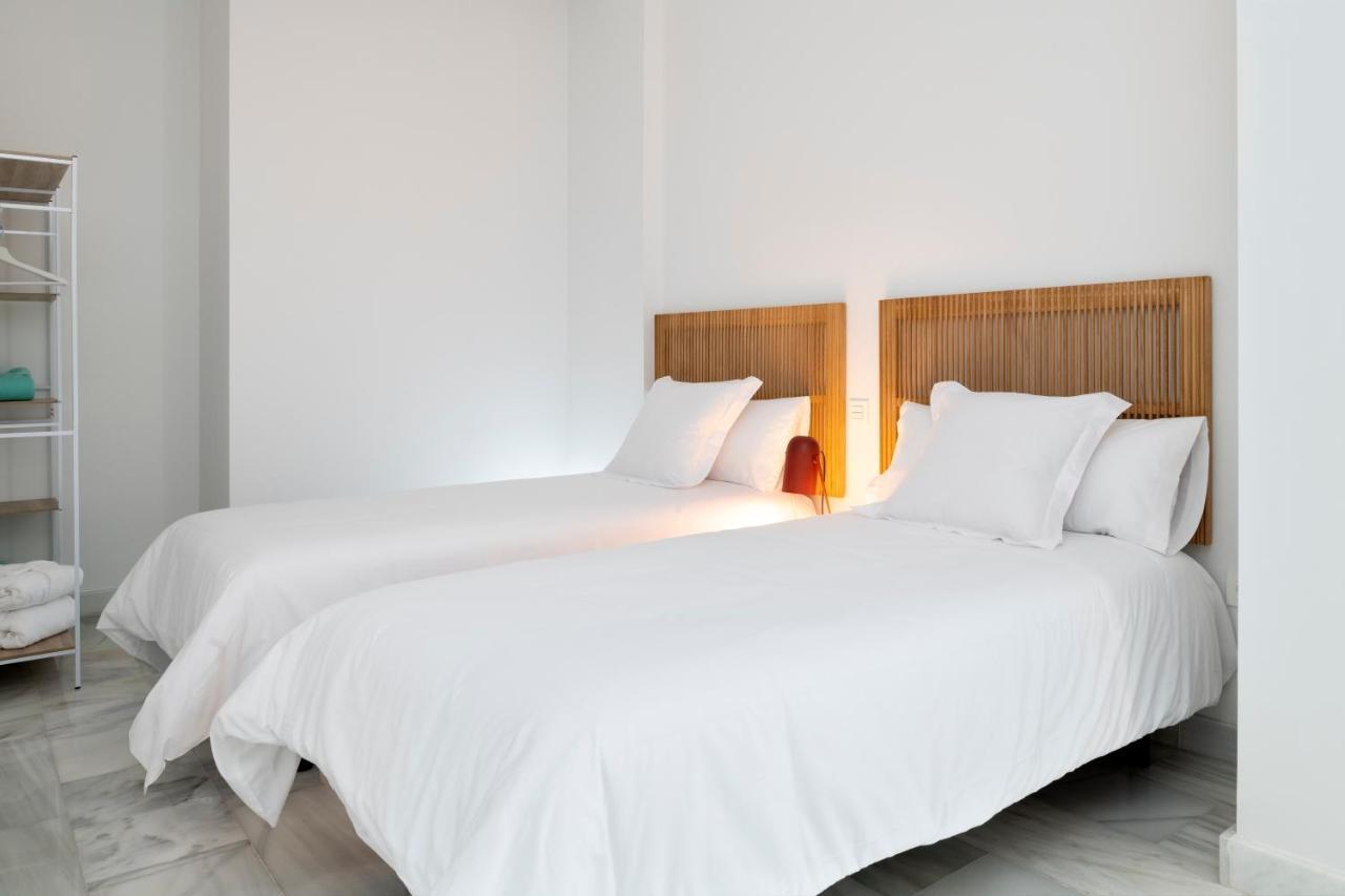 Magno Apartments San Gil - Shared Jacuzzi Sevilla Kültér fotó