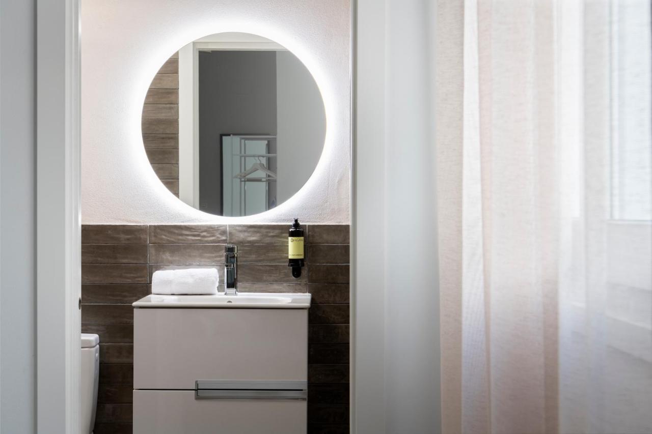 Magno Apartments San Gil - Shared Jacuzzi Sevilla Kültér fotó