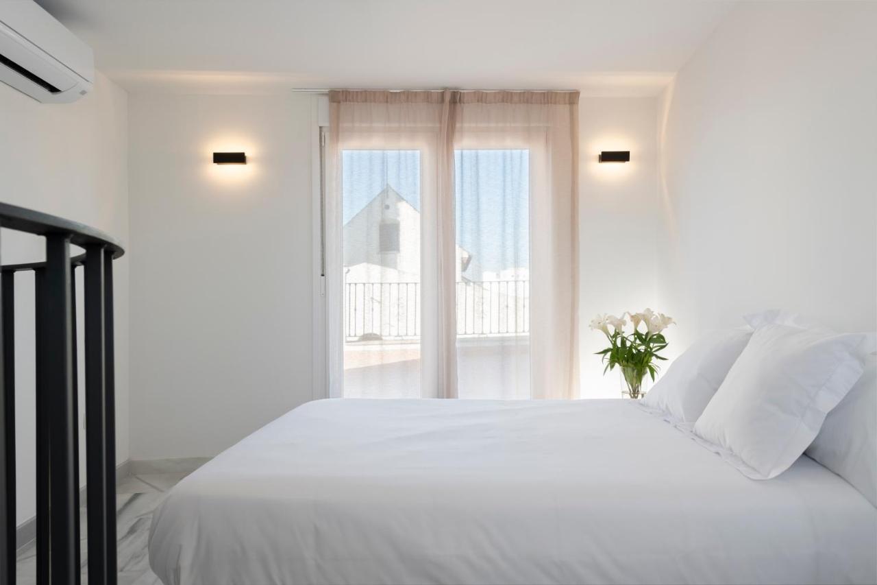 Magno Apartments San Gil - Shared Jacuzzi Sevilla Kültér fotó