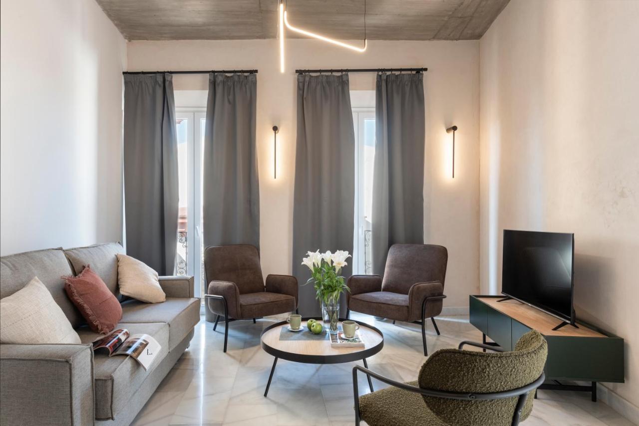 Magno Apartments San Gil - Shared Jacuzzi Sevilla Kültér fotó